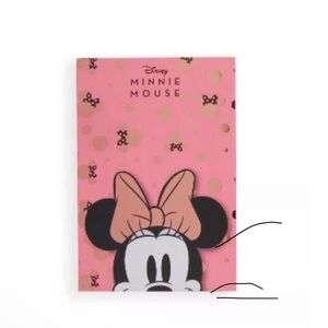 NWT Makeup Revolution x Minnie Mouse: All Eyes on‎ Minnie Eyeshadow Pallet